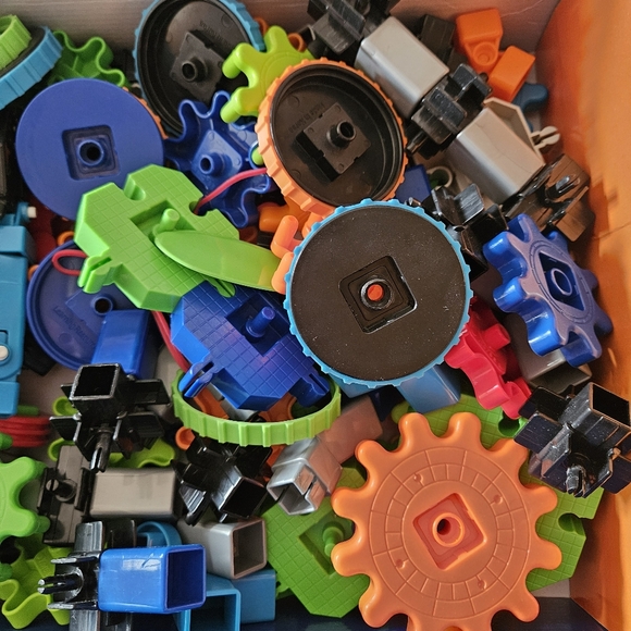 Learning Resources Kids Gear Building Sets - Picture 4 of 8